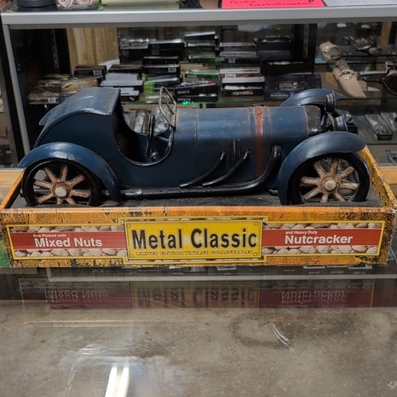 Other - Vintage Blue Metal Classic Car Model